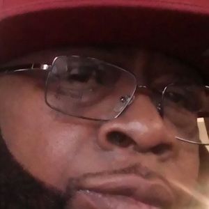 Meet your Posher, Marvin